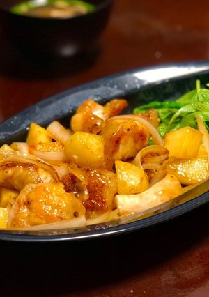 鶏もも肉とじゃがたまのピリ辛炒め-レシピのメイン写真