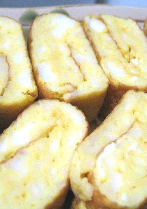ハンペン入り✿ふわっふわの玉子焼き♪-レシピのメイン写真