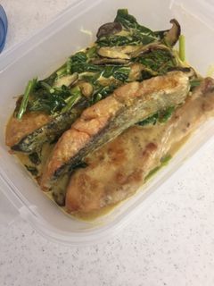 鮭とほうれん草のカレークリーム煮!-レシピのメイン写真