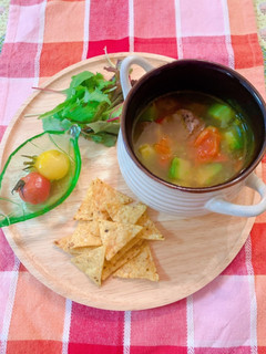 ひよこ豆とアボカドのスープ-レシピのメイン写真