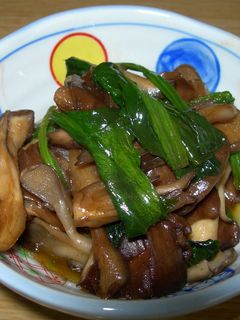 ほうれん草と舞茸のバターしょうゆ炒め☀-レシピのメイン写真