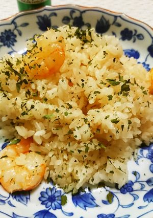 炊飯器におまかせの、エビピラフ-レシピのメイン写真