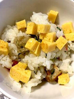 残さず活用!残った煮物で混ぜ寿司-レシピのメイン写真