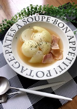 炊飯器で作るまるごと玉ねぎスープ-レシピのメイン写真