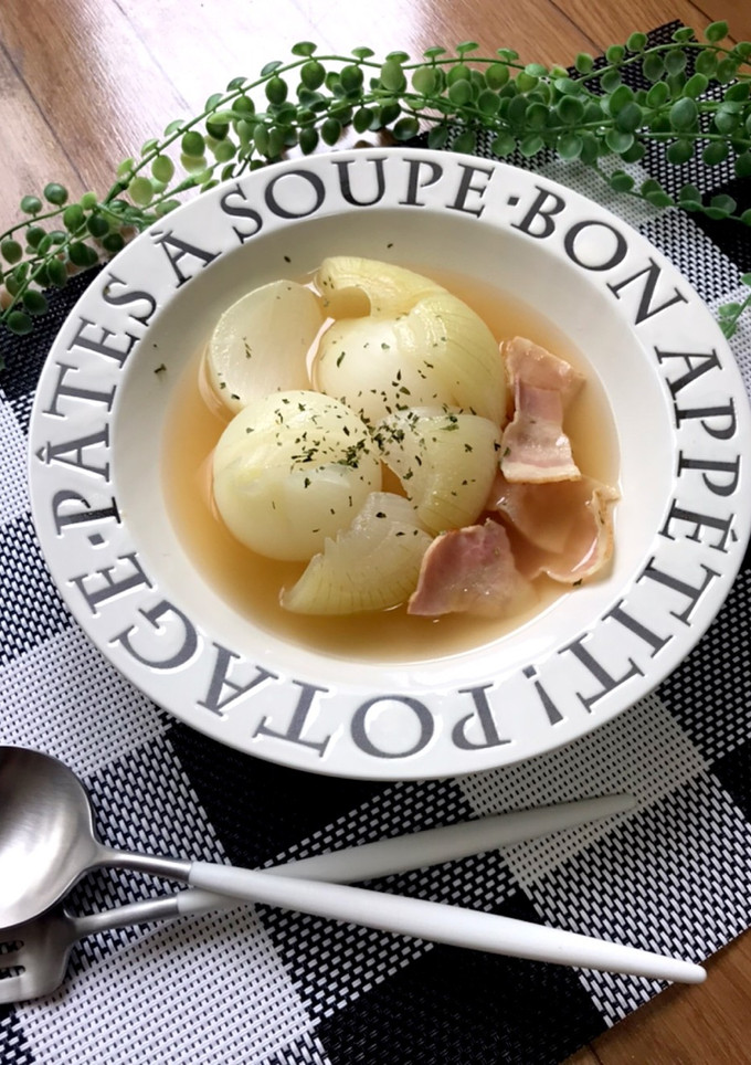 炊飯器で作るまるごと玉ねぎスープ-レシピのメイン写真