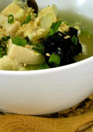 肌寒い日に☂レタスの簡単中華スープ-レシピのメイン写真