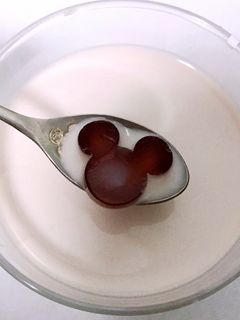 粉から作るレンジで簡単カワイイ、タピオカ-レシピのメイン写真