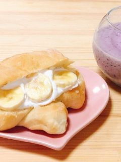 ヨーグルトホイップでバナナサンド-レシピのメイン写真