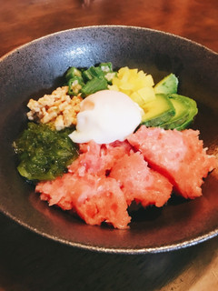 栄養満点!マグロたたきみトロトロ丼-レシピのメイン写真