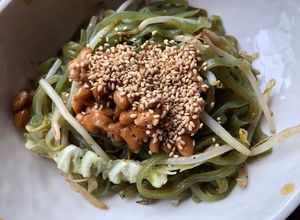 低カロリー！こんにゃくうどんの納豆のせ-レシピのメイン写真