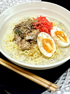 サバ缶と紅生姜で冷やし塩とんこつラーメン-レシピのメイン写真