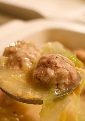 キャベツと鶏団子のスープ-レシピのメイン写真