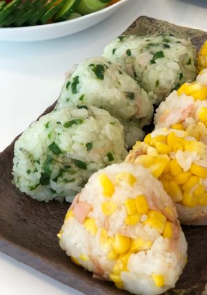 爽やか♪親子で作るピーマンおにぎり-レシピのメイン写真