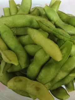 ほんのり塩味☆美味しい枝豆のゆで方-レシピのメイン写真