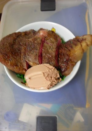 デコレーションステーキ丼-レシピのメイン写真