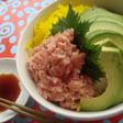簡単!!アボカドとろたく丼