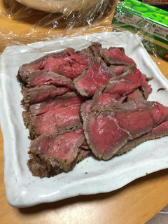 安い輸入牛も柔らかローストビーフ-レシピのメイン写真