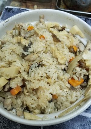 土鍋で鶏五目釜飯-レシピのメイン写真