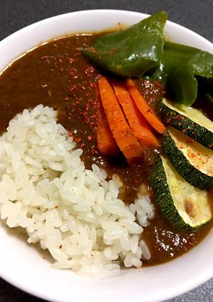 廃鶏にむせび泣くチキンライスとカレー-レシピのメイン写真