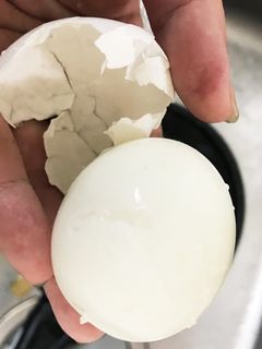 最後の救済!ゆで卵 剥き方-レシピのメイン写真
