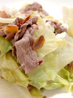 牛肉とレタスのナンプラー炒めレモン風味-レシピのメイン写真