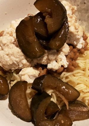 インスタントラーメン納豆腐きゅうりのきゅ-レシピのメイン写真
