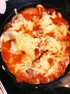 スキレットで鶏のトマトチーズ-レシピのメイン写真