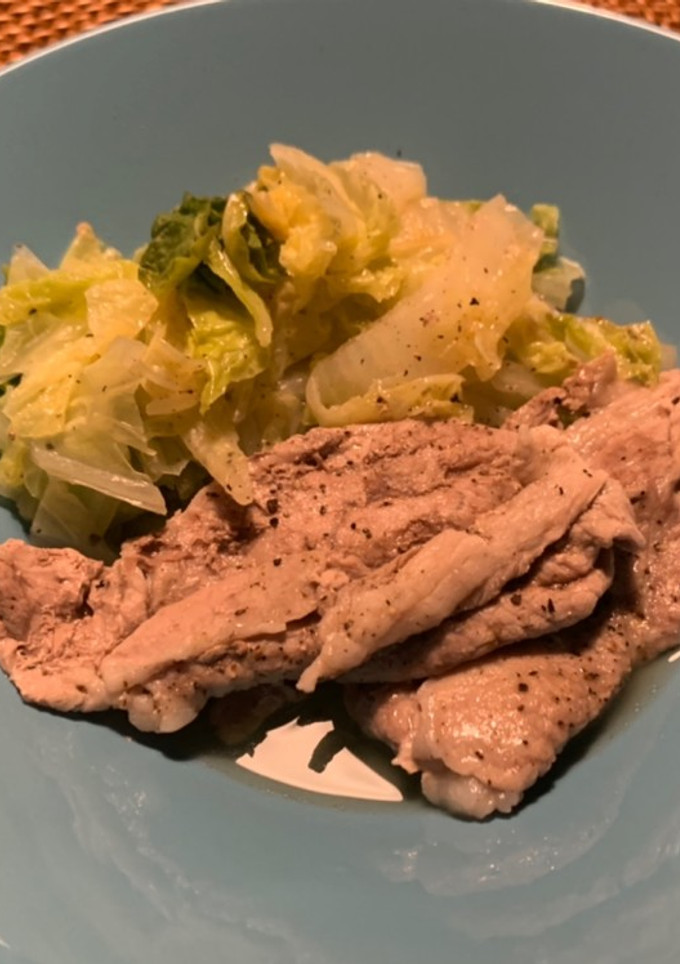 ストウブで作る白菜と豚肉の無水焼きしゃぶ-レシピのメイン写真