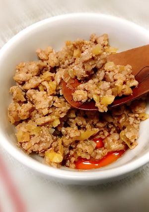 簡単便利♪生姜とひき肉の食べるラー油-レシピのメイン写真
