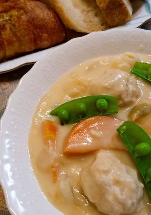 鶏肉団子　有機野菜のホワイトシチュー-レシピのメイン写真