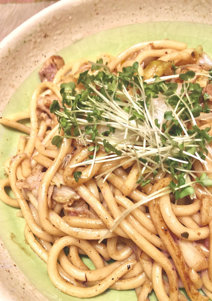 しめじと豚肉の簡単焼うどん(^｡^)-レシピのメイン写真