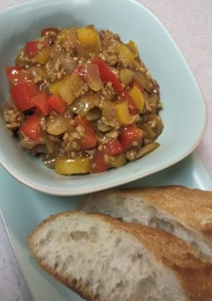 彩り鮮やか!パプリカと挽肉のカレー-レシピのメイン写真