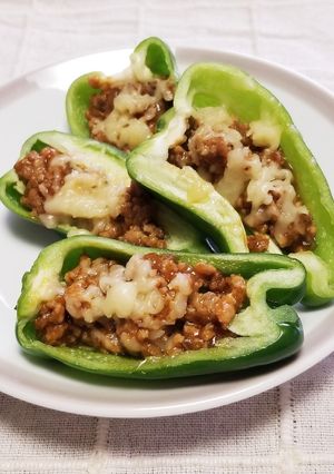 ☆ピリ辛肉味噌のせ♪パリパリ!ピーマン☆-レシピのメイン写真