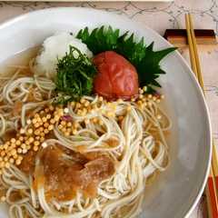 รูปของ 暑い夏に食欲倍増！香梅冷やし蕎麦