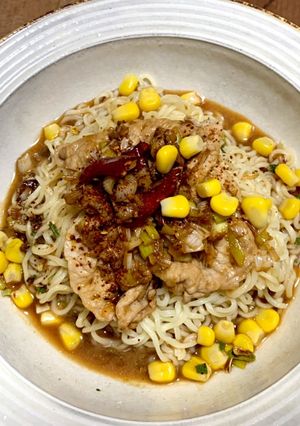 みそラーメンでピリ辛スタミナ冷やし混ぜ麺-レシピのメイン写真