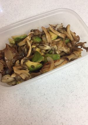 アボカドとまいたけのホットサラダ！-レシピのメイン写真