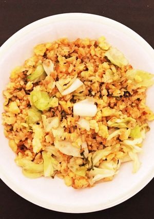 キャベツと鮭のチャーハン-レシピのメイン写真