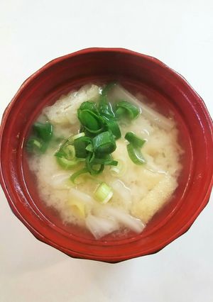 白菜 油揚げ 青ねぎ 味噌汁-レシピのメイン写真