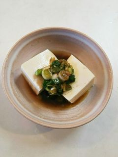 冷奴 青ねぎ胡麻油 ぽん酢 醤油-レシピのメイン写真