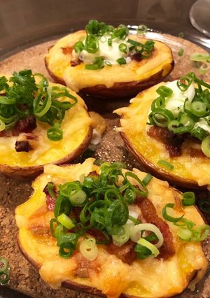 チーズとベーコンの旨味☆ポテトスキン-レシピのメイン写真