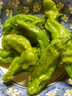 夏に食べたい!ししとうの素揚げ-レシピのメイン写真