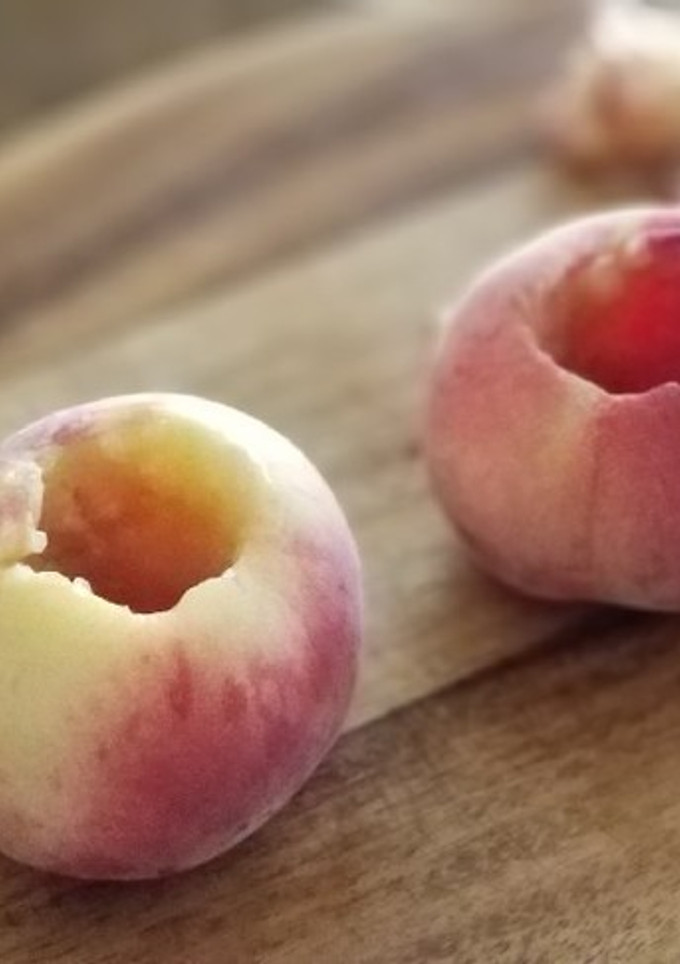 綺麗になれちゃう『桃の種取り＆皮むき』-レシピのメイン写真