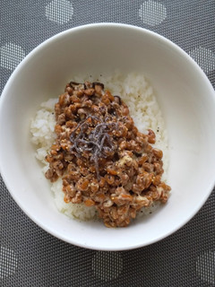 納豆と塩昆布のにんにくマヨ和え-レシピのメイン写真