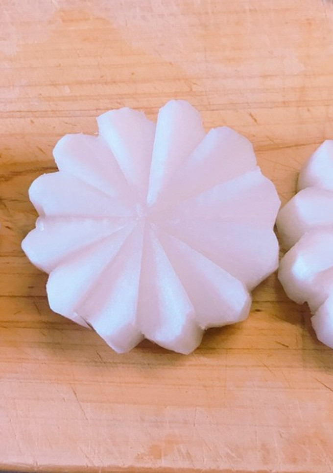 簡単！？可愛い大根の飾り切り 菊の花-レシピのメイン写真