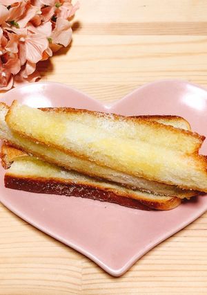パン耳で、シュガーバターラスク-レシピのメイン写真