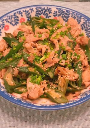 疲れた時に！豚肉とオクラのさっぱり炒め-レシピのメイン写真