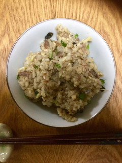 残り物アレンジ!サンマの塩焼き混ぜごはん-レシピのメイン写真