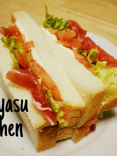 生ハムとクリームチーズのサンドウィッチ♪-レシピのメイン写真