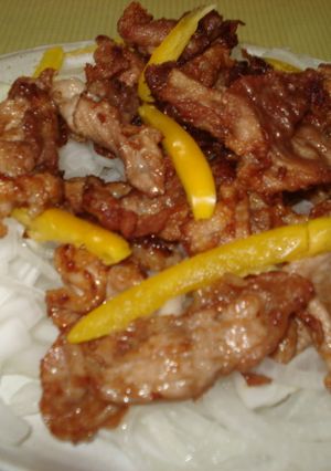 新玉ねぎと豚肉のボリュームサラダ-レシピのメイン写真