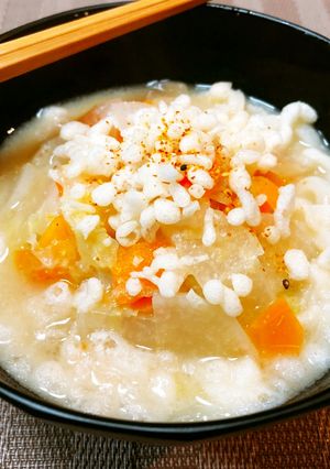 ズボラな味噌汁niうどん-レシピのメイン写真